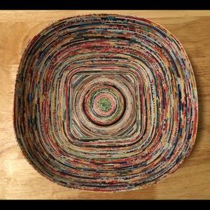 Sturdy handmade bowl made of recycled magazines